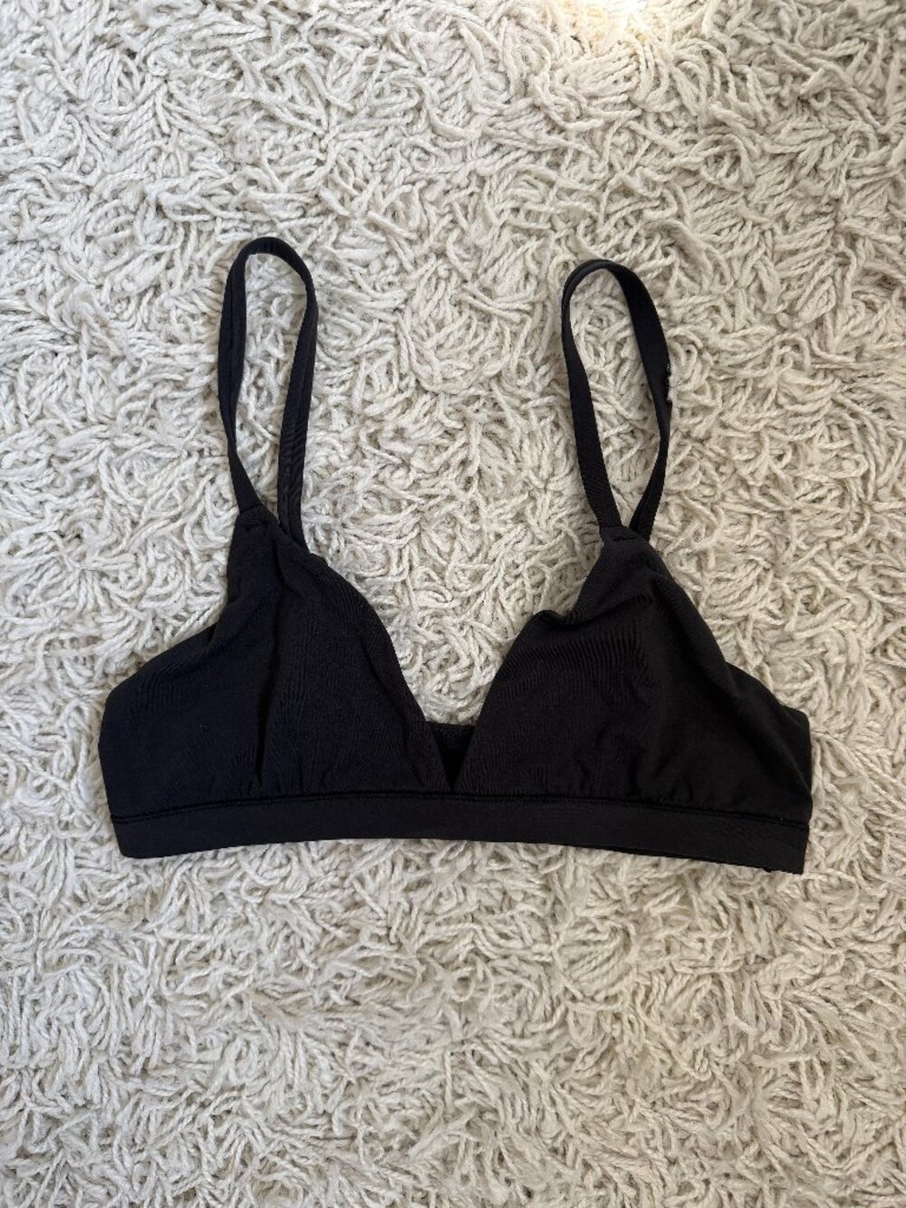 SKIMS Fits Everybody Triangle Bralette - Size Small - Onyx - Like New